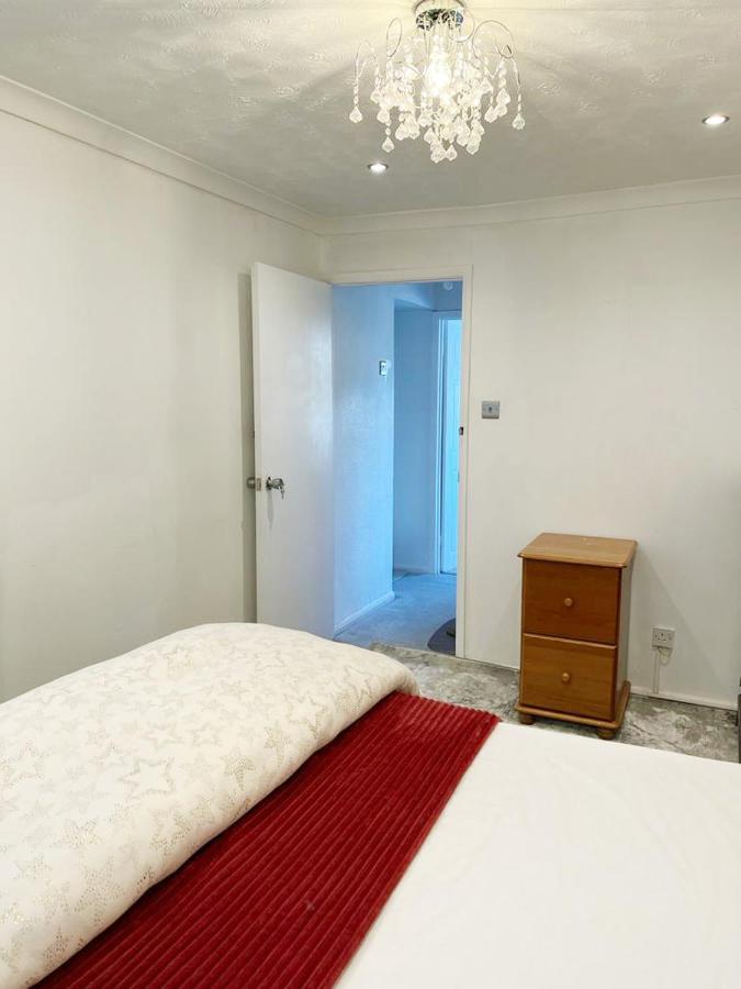 קארדיף Blessings Of Peace Home Away From Home מראה חיצוני תמונה